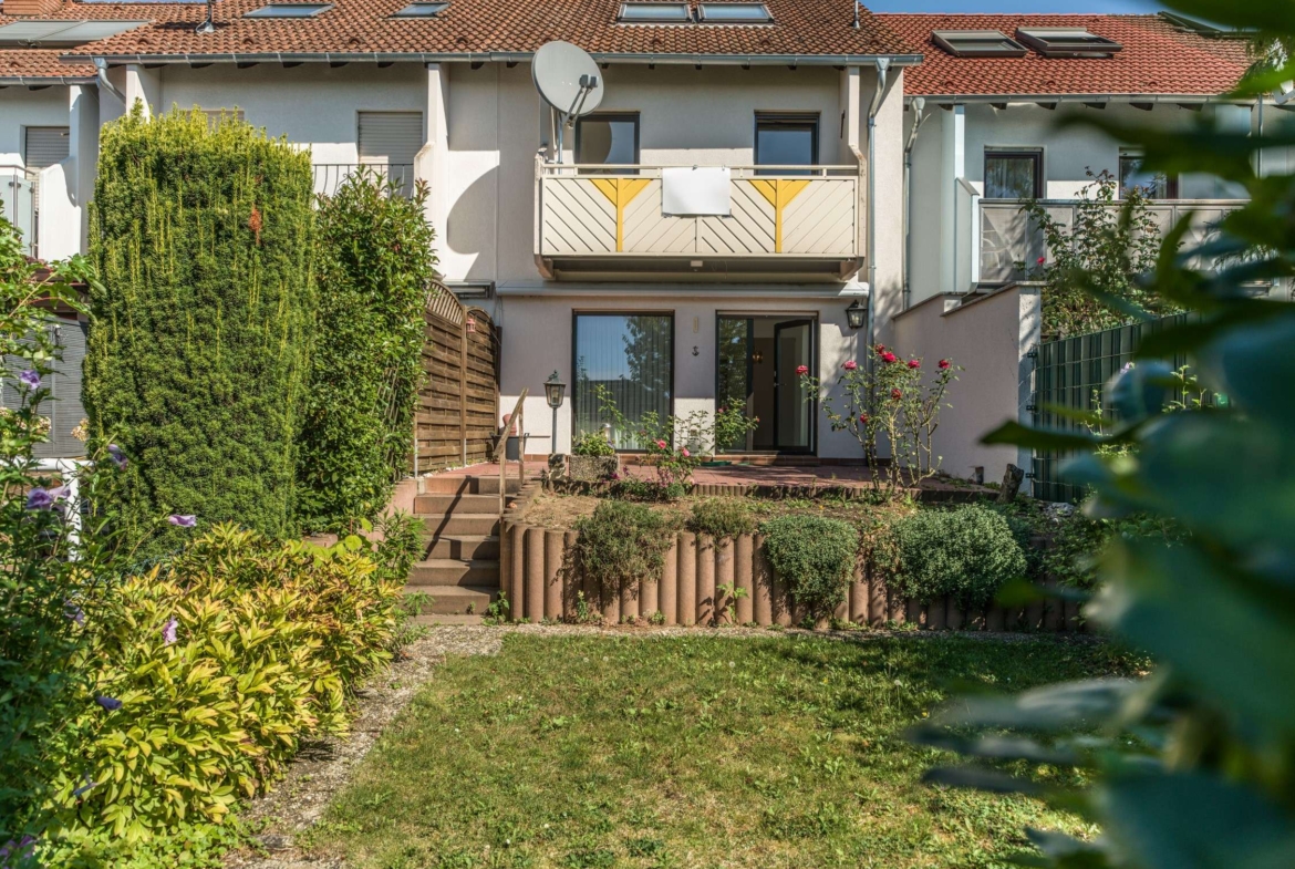 NEU  IHR NEUES ZUHAUSE MIT GARTEN & GARAGE IN TOLLER NACHBARSCHAFT !