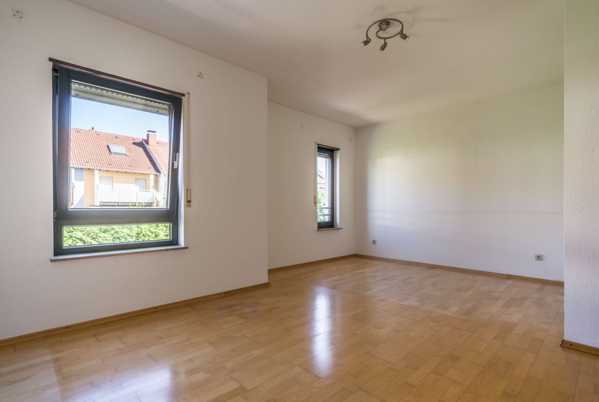 NEU  IHR NEUES ZUHAUSE MIT GARTEN & GARAGE IN TOLLER NACHBARSCHAFT !