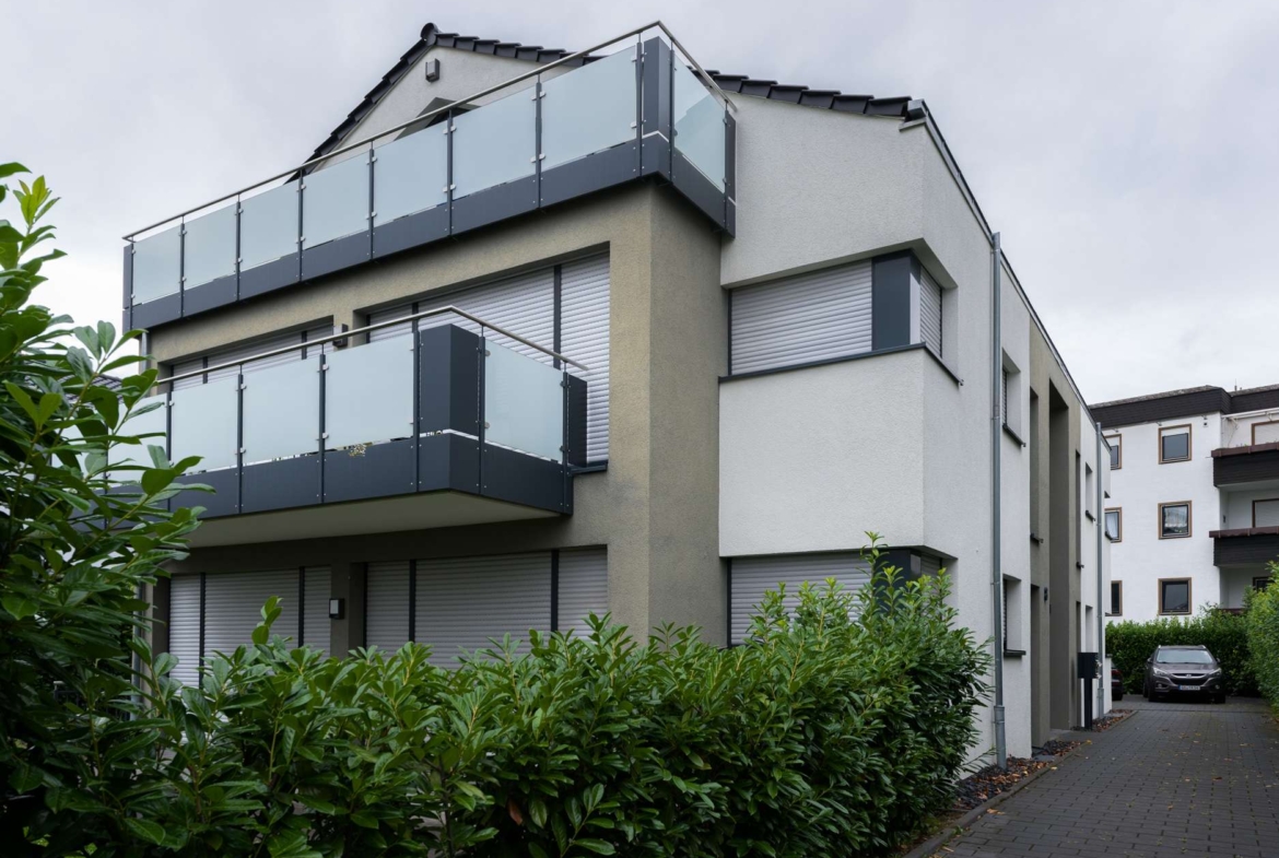 WOW  NEUBAU TERRASSENWOHNUNG - SOFORT ! PERFEKT FÜR PAARE UND KLEINE FAMILIEN !