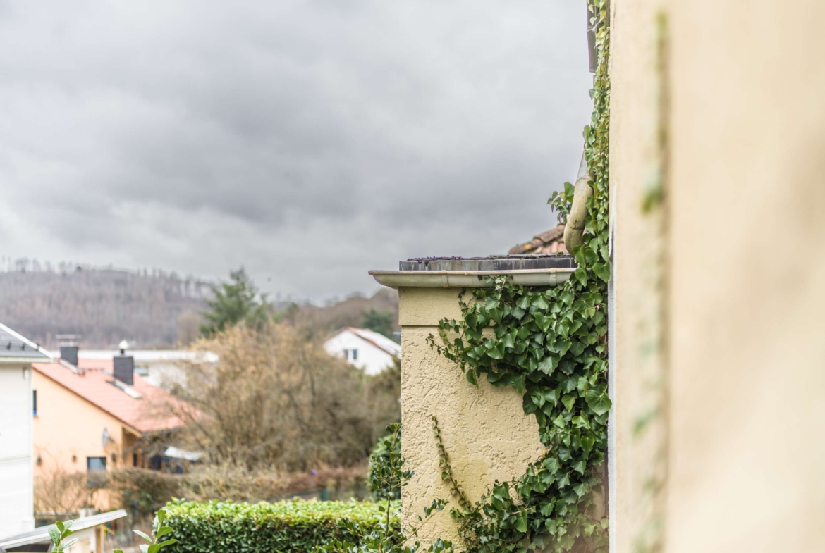 WOW  SANIERUNGSBEDÜRFTIGES EINFAMILIENHAUS IN GEORGENBORN !