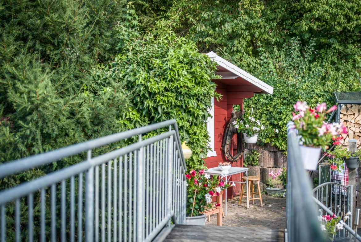 WOW  TRAUMHAFTE MAISONETTE-WOHNUNG UMGEBEN VON WEINBERGEN!