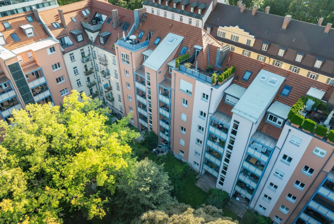 FAKTOR 24  LUXURIÖSES WOHNGEFÜHL IN MÜNCHEN ! MÖBLIERT!