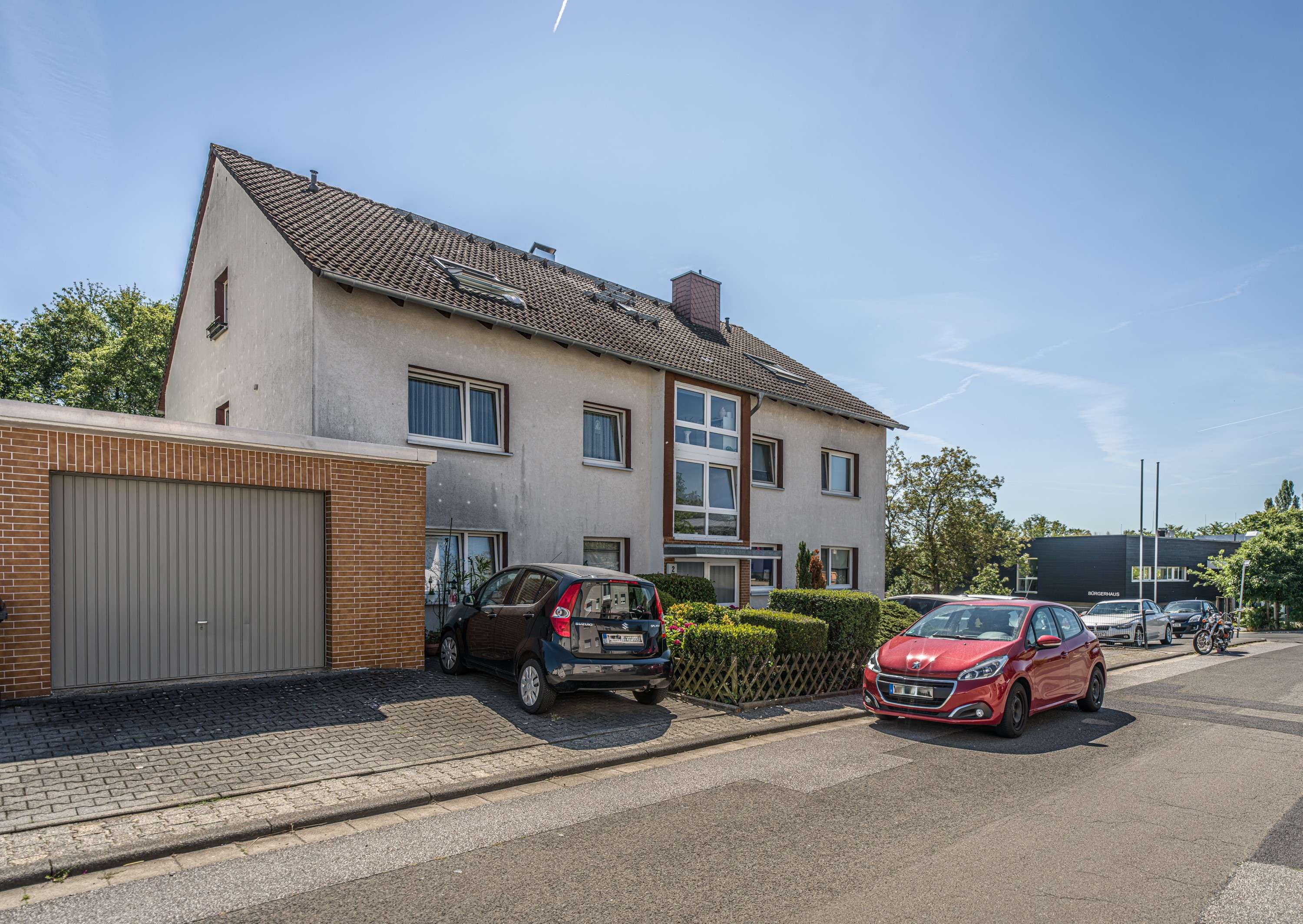 JETZT  FAKTOR 20 ! MEHRFAMILIENHAUS MIT 7 EINHEITEN IM RUHIGEN MEDENBACH !