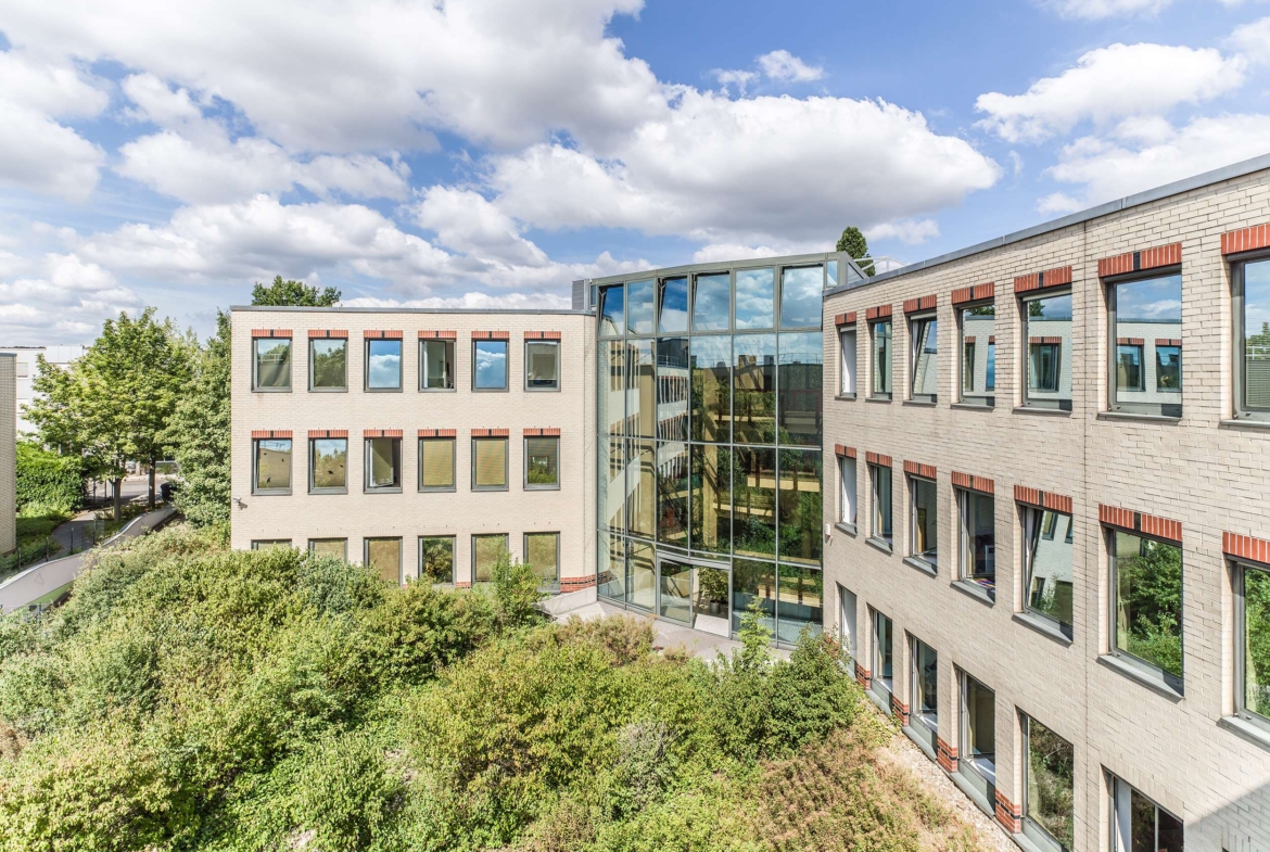 NEU  IHRE EIGENE BÜROETAGE IN BELIEBTER LAGE! NACH WUNSCH AUCH TEILBAR !