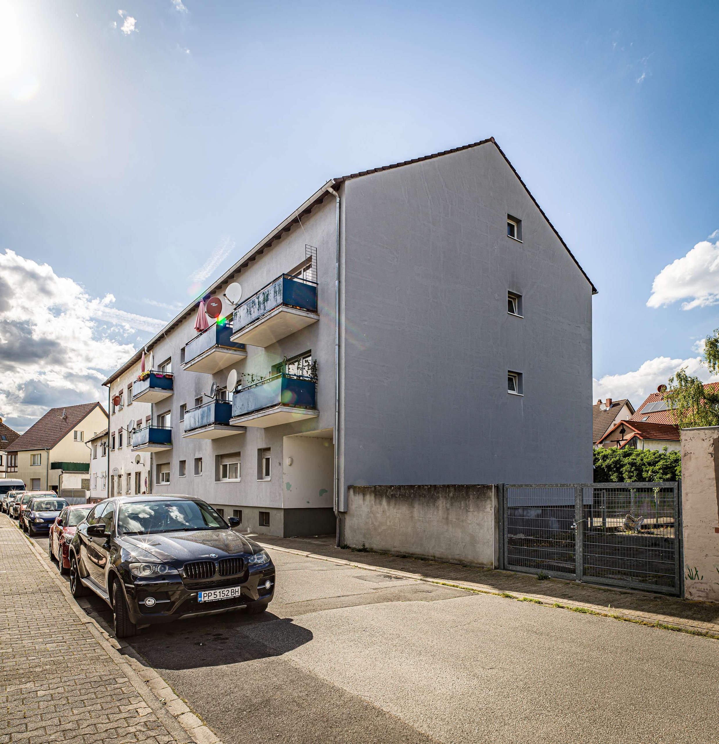 JETZT !  MFH + GRUNDSTÜCK MIT WERTSTEIGERUNGSPOTENZIAL UND TEILUNGSERKLÄRUNG !