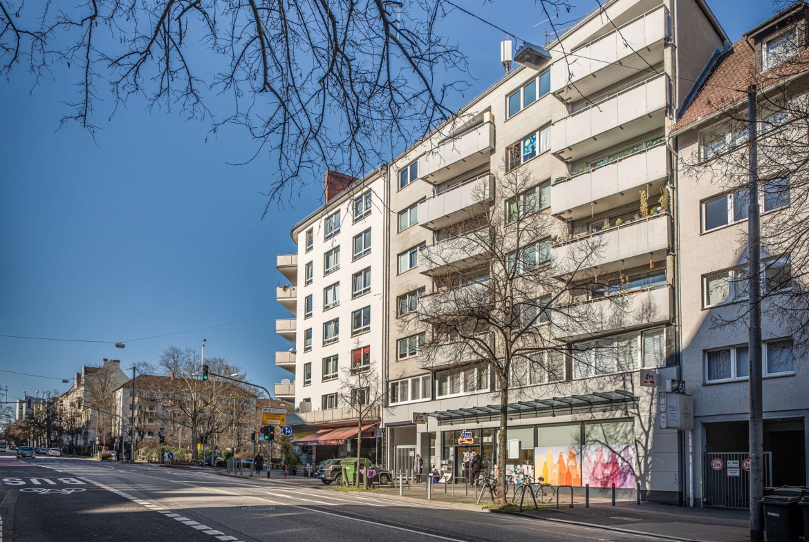 NEW  SANIERTE WOHNUNG IN DER DOTZHEIMER-AVENUE !