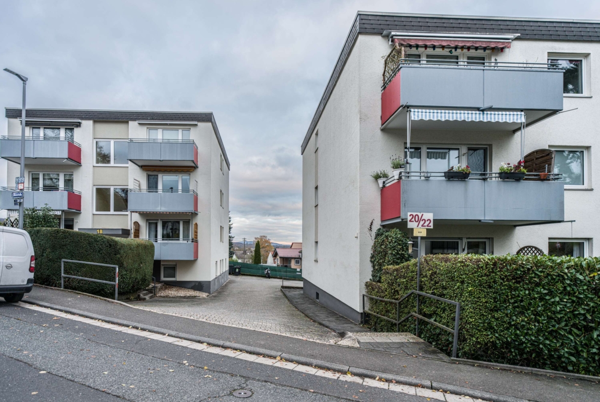 TOP  JETZT ZUSCHLAGEN ! IHRE NEUE 3-ZIMMER-WOHNUNG IN NAUROD !