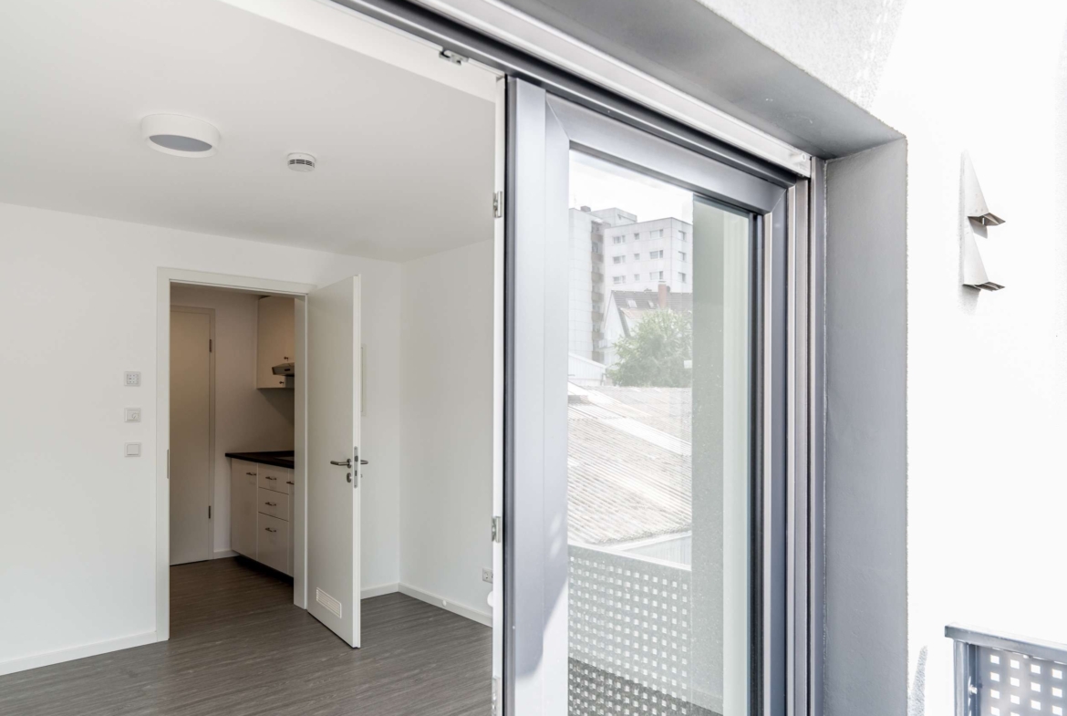 NEU  KLEIN ABER FEIN! TOP AUSSTATTUNG UND BALKON! DIREKT AN DER FH IM NEUBAU! !