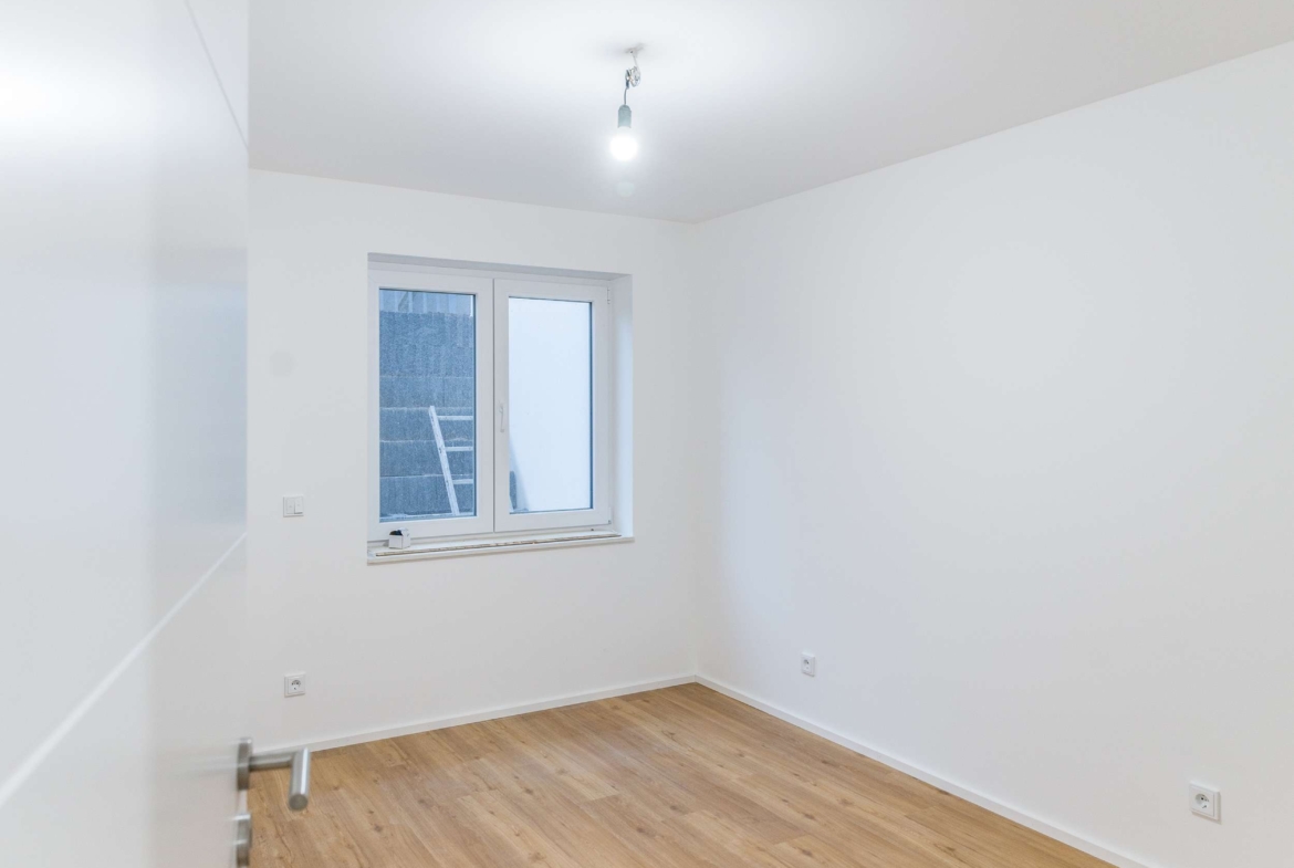 *NEU* NEUBAU-MAISONETTE MIT AUFZUG IN DER WOHNUNG,  EBK & STELLPLÄTZEN !