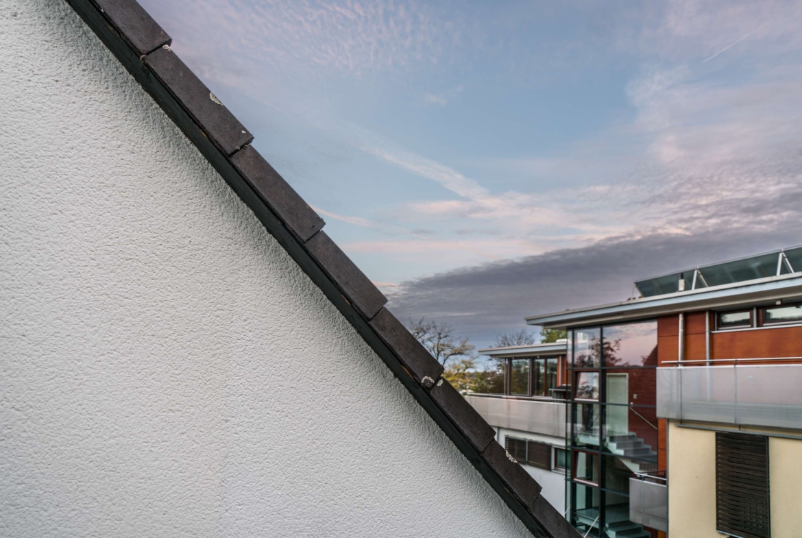 IN DER RICHARD-WAGNER-STRAßE IHRE NEUE WOHNUNG INKL. GARAGE !